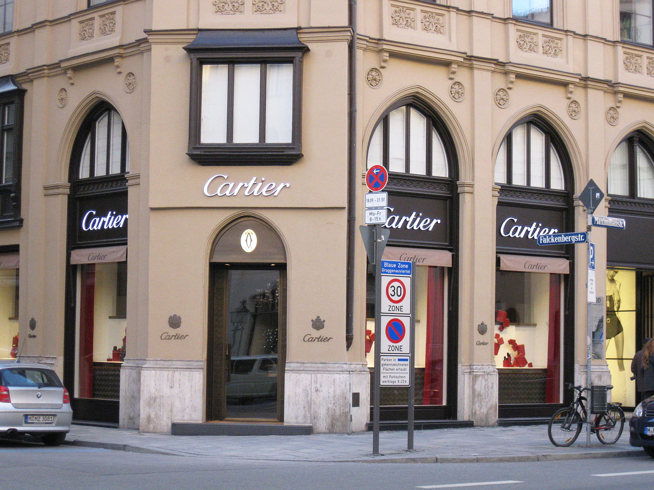 1280px-Cartier_München