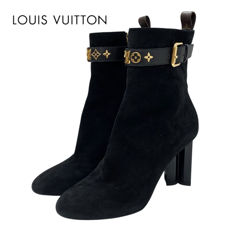 投稿記事「ルイヴィトン シルエットライン スエード レザー モノグラム アンクルブーツ ブラックを買取しました！」の商品画像