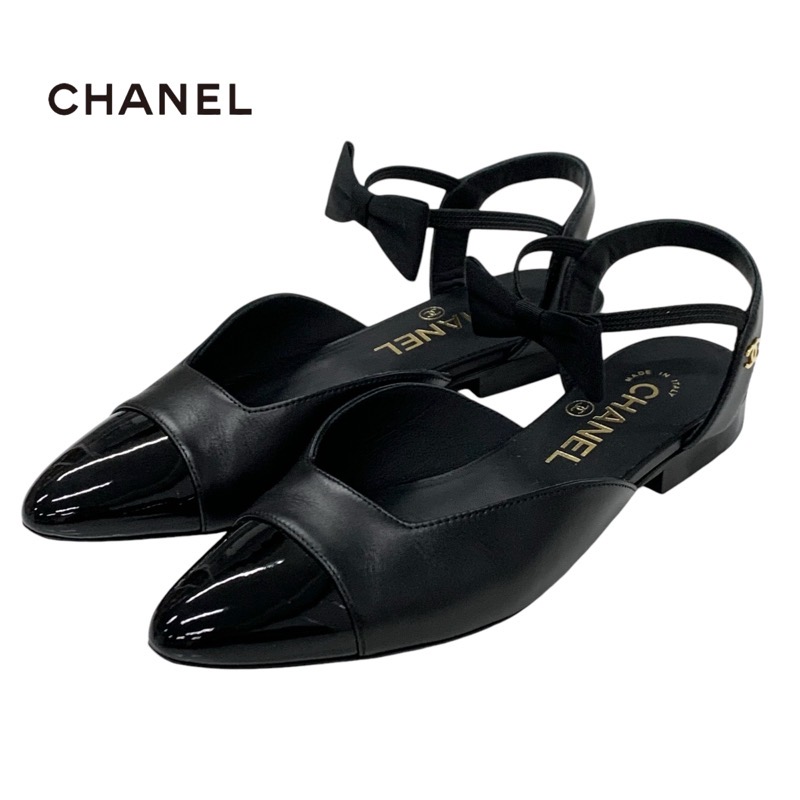 投稿記事「シャネル レザー パテント ファブリック ココマーク リボン スリングバック フラットパンプス ブラックを買取しました！」の商品画像