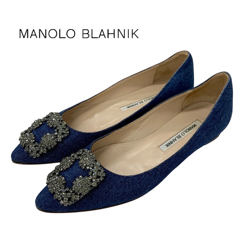 投稿記事「マノロブラニク ハンギシ デニム ビジュー フラットシューズ ブルーを買取しました！」の商品画像