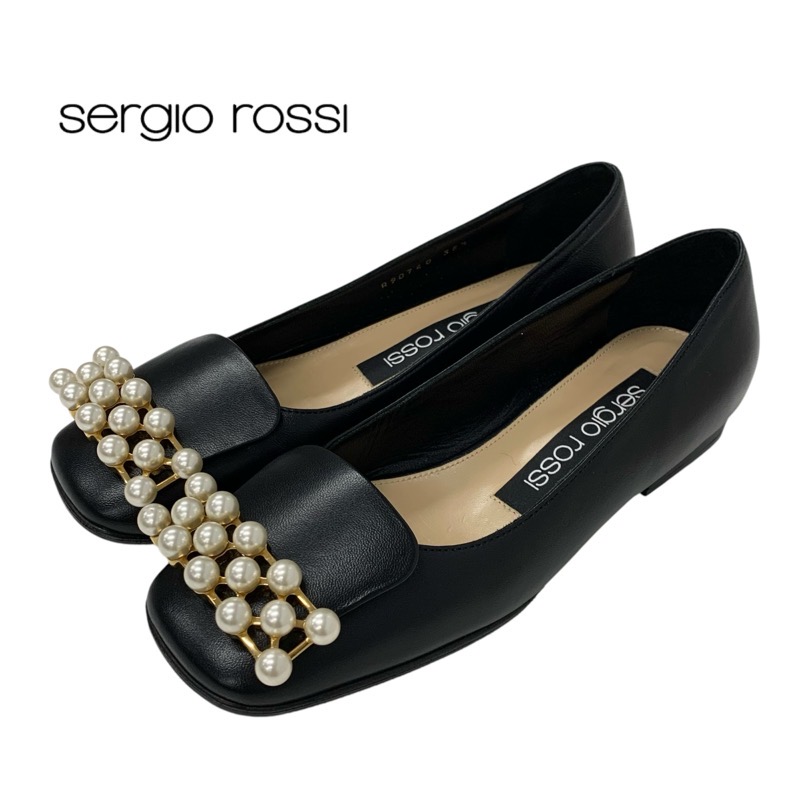 投稿記事「セルジオロッシ SR1 レザー パール フラットシューズ ブラックを買取しました！」の商品画像