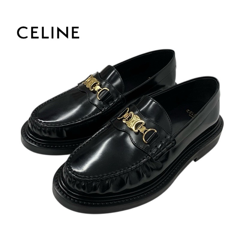 投稿記事「セリーヌ ユニヴェルシテ レザー トリオンフチェーン ポリッシュドブル ローファー ブラックを買取しました！」の商品画像