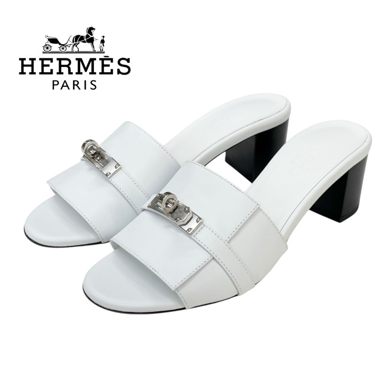 投稿記事「エルメス ジジ ケリー金具 レザー サンダル ホワイトを買取しました！」の商品画像