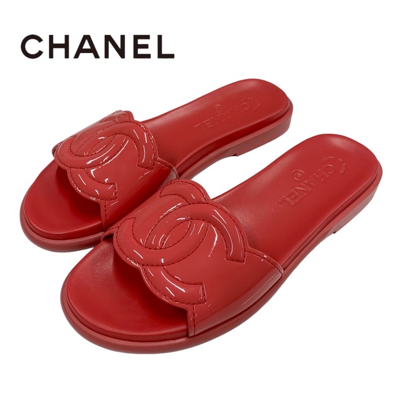 投稿記事「シャネル パテント ココマーク フラットサンダル レッドを買取しました！」の商品画像