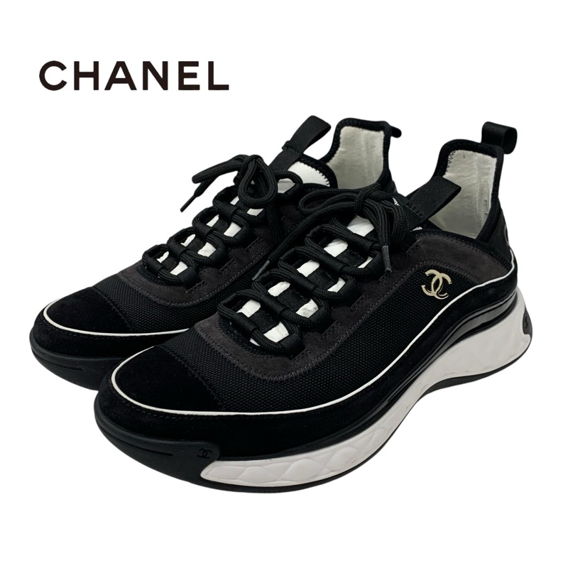 投稿記事「シャネル メッシュ スエード ココマーク ロゴ スニーカー ブラックを買取しました！」の商品画像