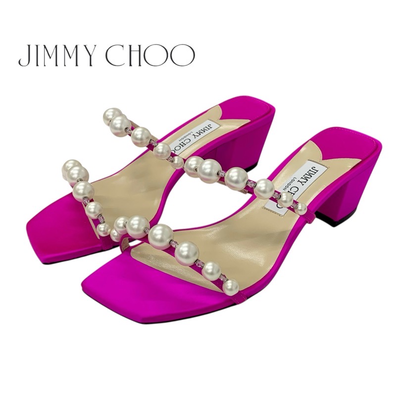 投稿記事「ジミーチュウ Amara 45 サテン パール ビーズ サンダル フューシャピンクを買取しました！」の商品画像