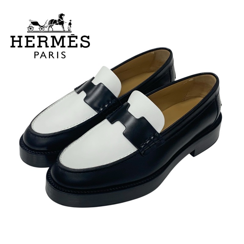 投稿記事「エルメス アワー レザー モカシン ローファー ブラック ホワイトを買取しました！」の商品画像