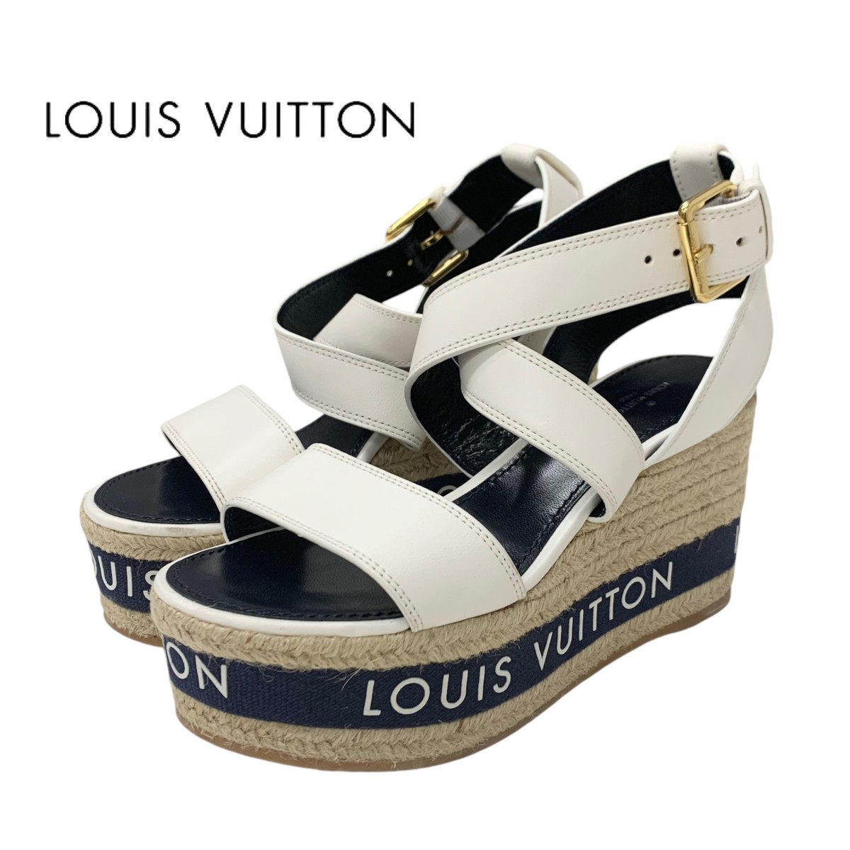 投稿記事「ルイヴィトン ウンダリーライン レザー ロゴ ウェッジソール サンダル ホワイトを買取しました！」の商品画像