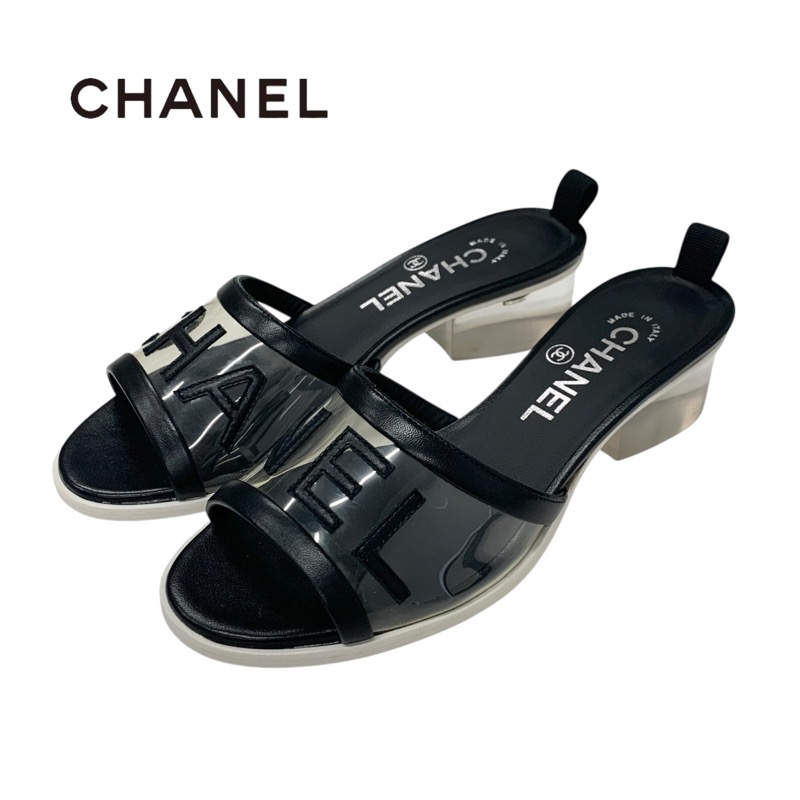 投稿記事「シャネル ココマーク ロゴ PVC レザー サンダル ブラックを買取しました！」の商品画像