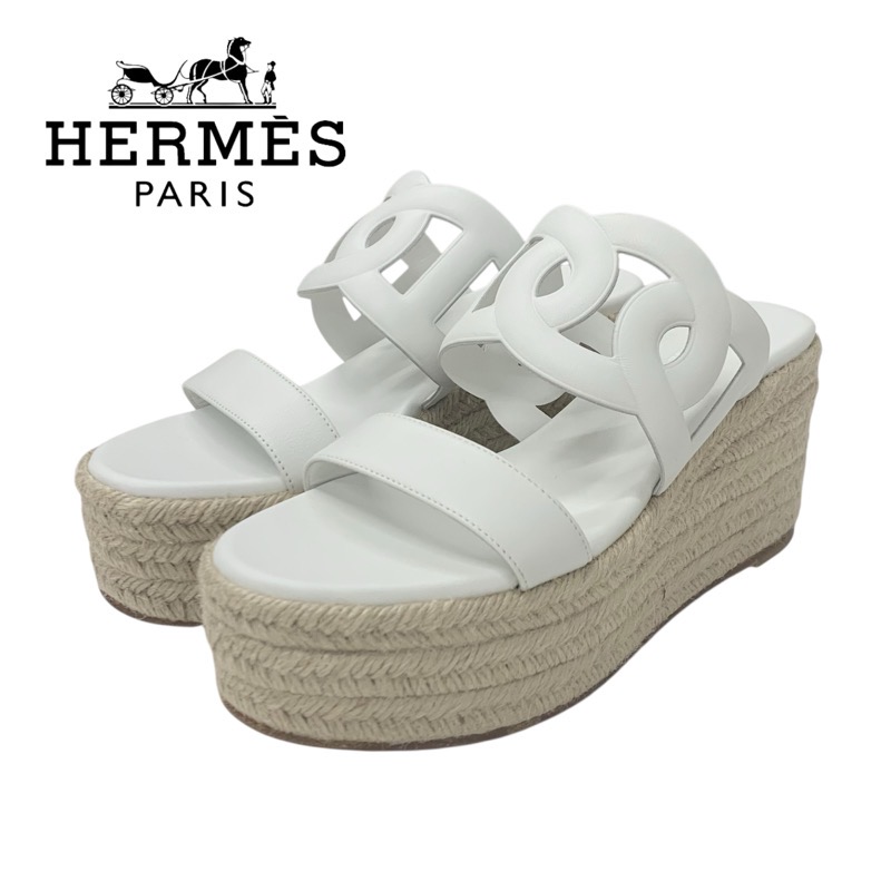 投稿記事「エルメス エポペ レザー エスパドリーユ ウェッジサンダル ホワイトを買取しました！」の商品画像