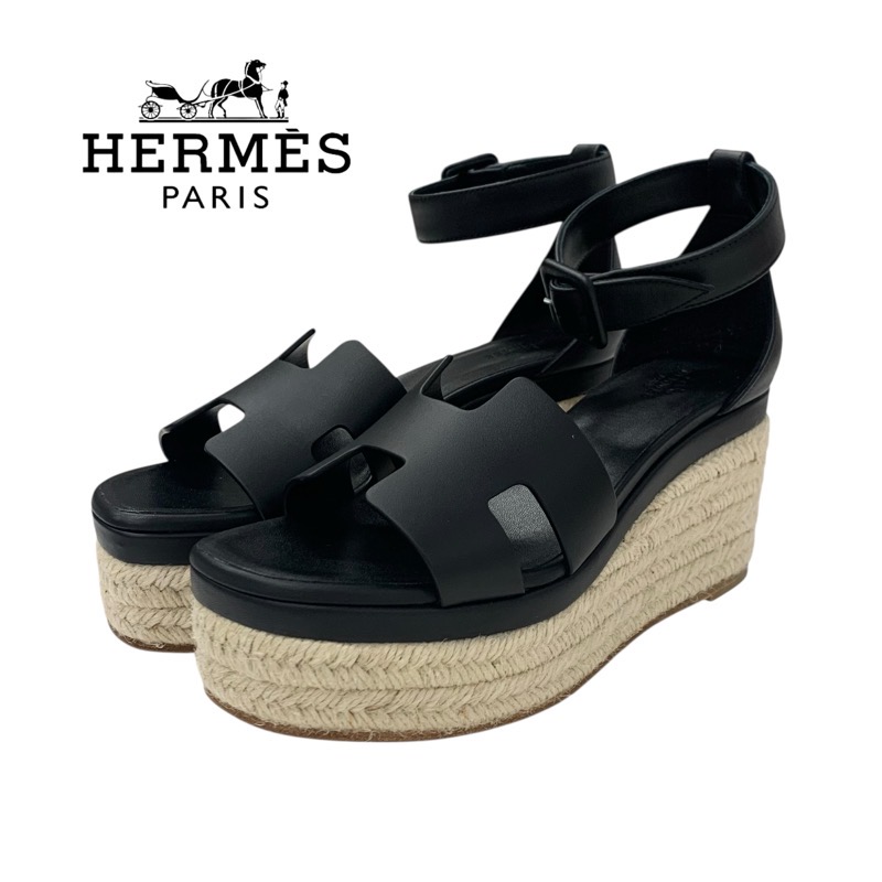 投稿記事「エルメス エルダ レザー ウェッジソール エスパドリーユ ストラップ サンダル ブラックを買取しました！」の商品画像