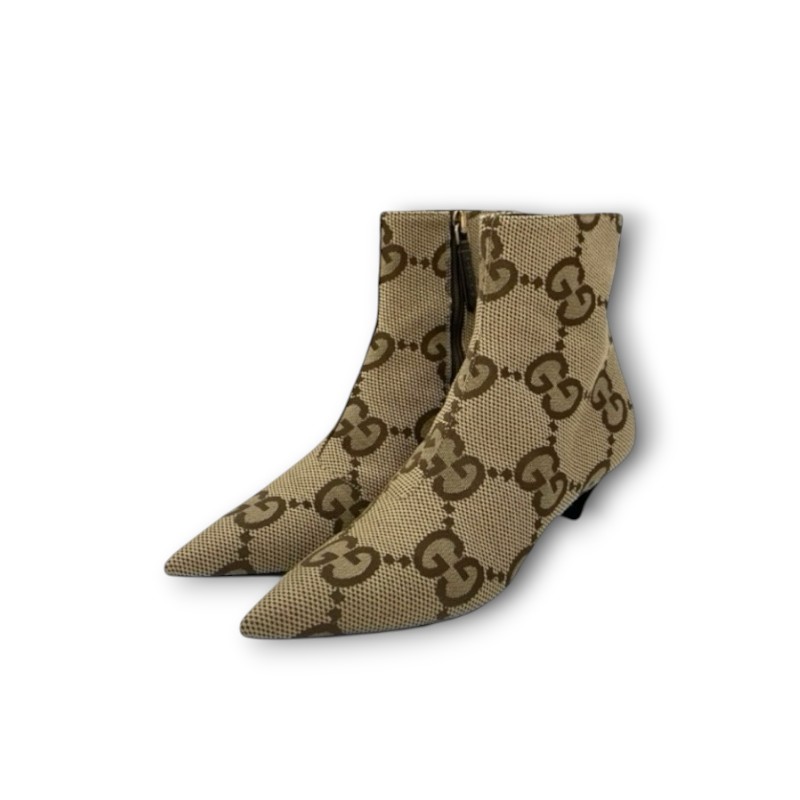 投稿記事「グッチ バレンシアガ GGキャンバス ロゴ ショートブーツ ベージュ ブラウンを買取しました！」の商品画像