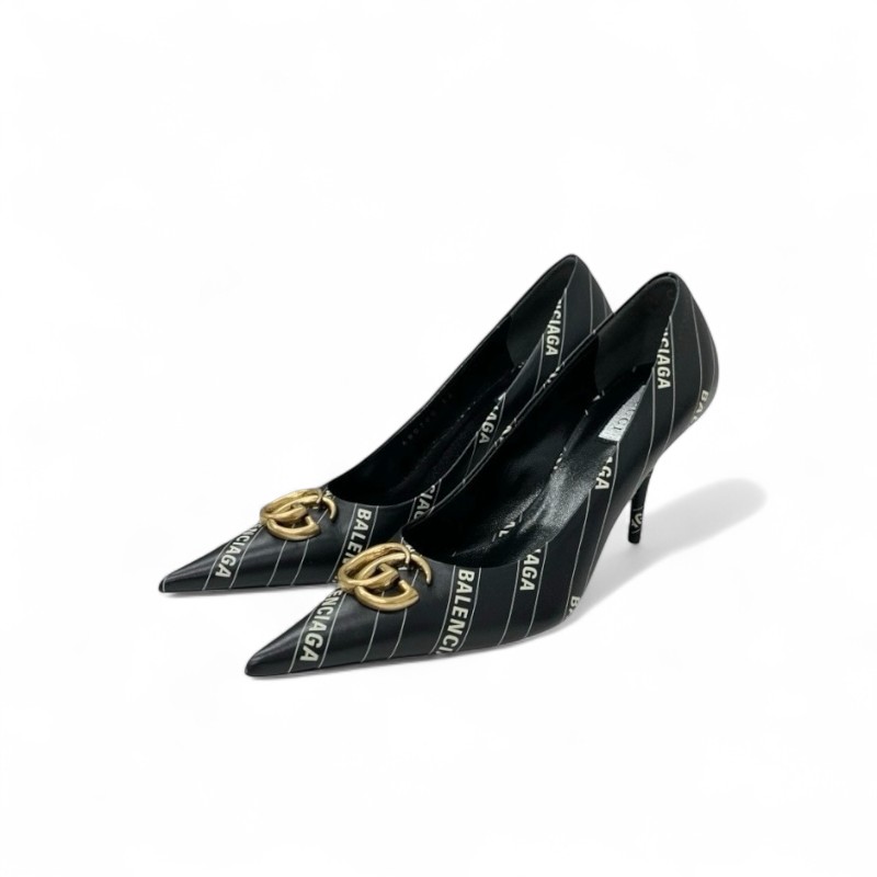 投稿記事「グッチ バレンシアガ コラボ レザー ダブルG ロゴ パンプス ブラック ホワイトを買取しました！」の商品画像