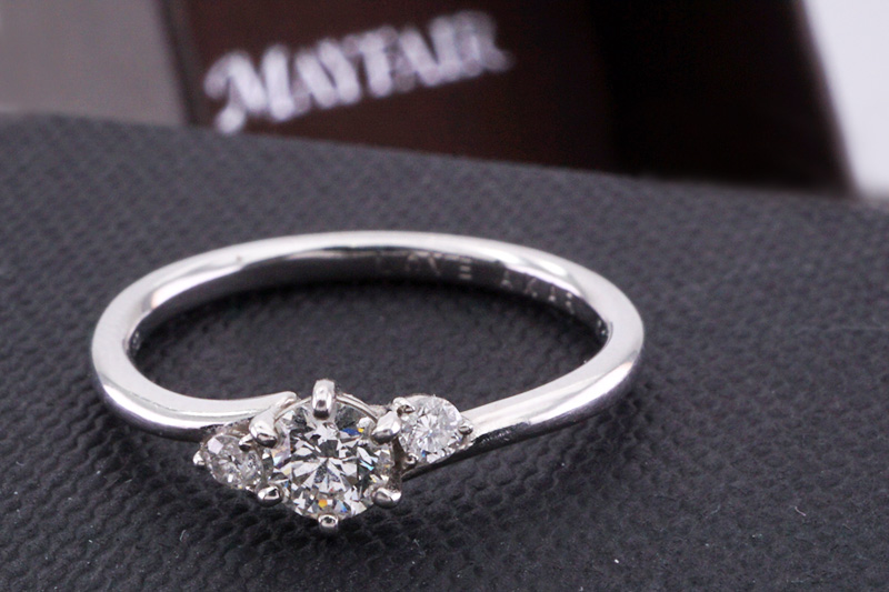 投稿記事「メイフェアの婚約指輪を高価買取いたしました！」の商品画像