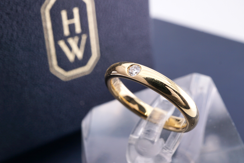 投稿記事「ハリーウィンストンのダイヤリングの高価買取を致しました！」の商品画像