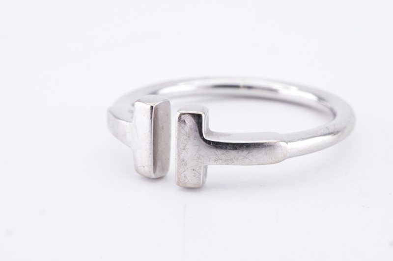 投稿記事「ティファニー Tワイヤーリング を買取しました！」の商品画像