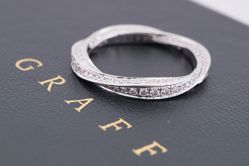 投稿記事「グラフ　スパイラル　ダイヤリングを買取しました！」の商品画像