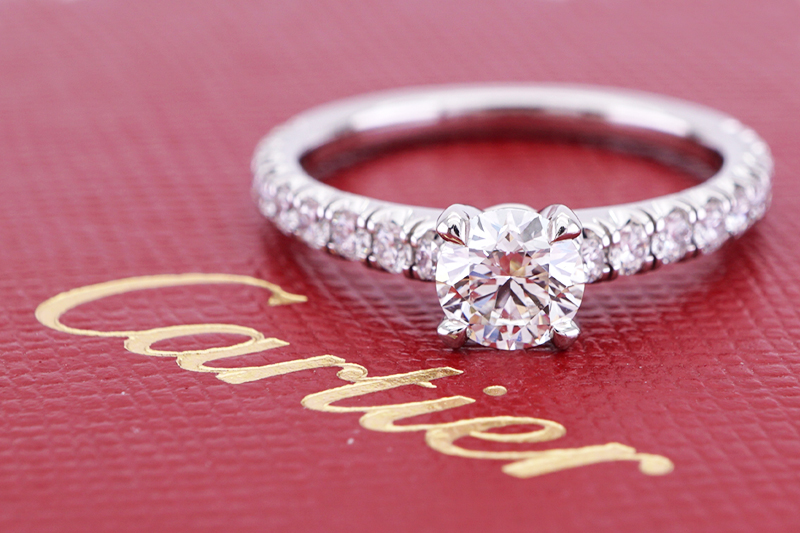 投稿記事「カルティエ ソリテール1895 ハーフエタニティ ダイヤリングを買取しました！」の商品画像