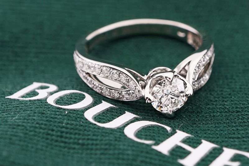 投稿記事「ブシュロン ポンドゥパリ ソリテール ダイヤリング を買取しました！」の商品画像