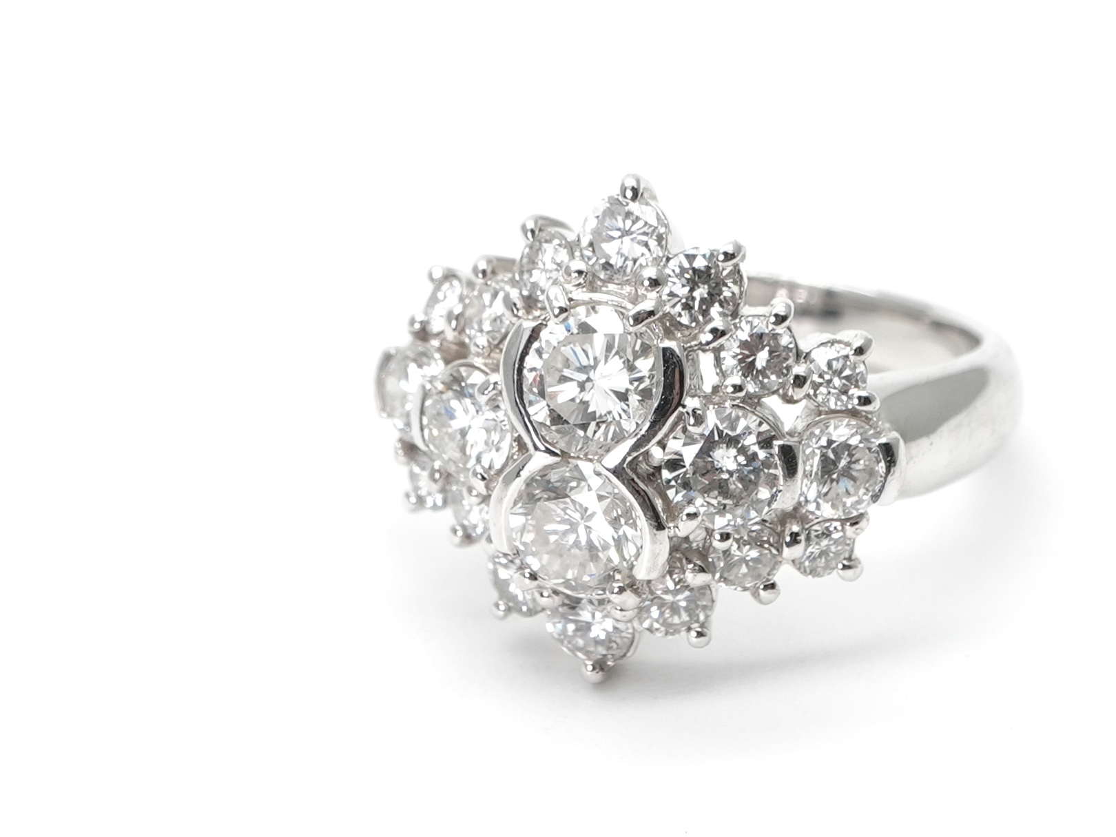 投稿記事「ダイヤリング　pt900 D2.16ctを買取しました！」の商品画像