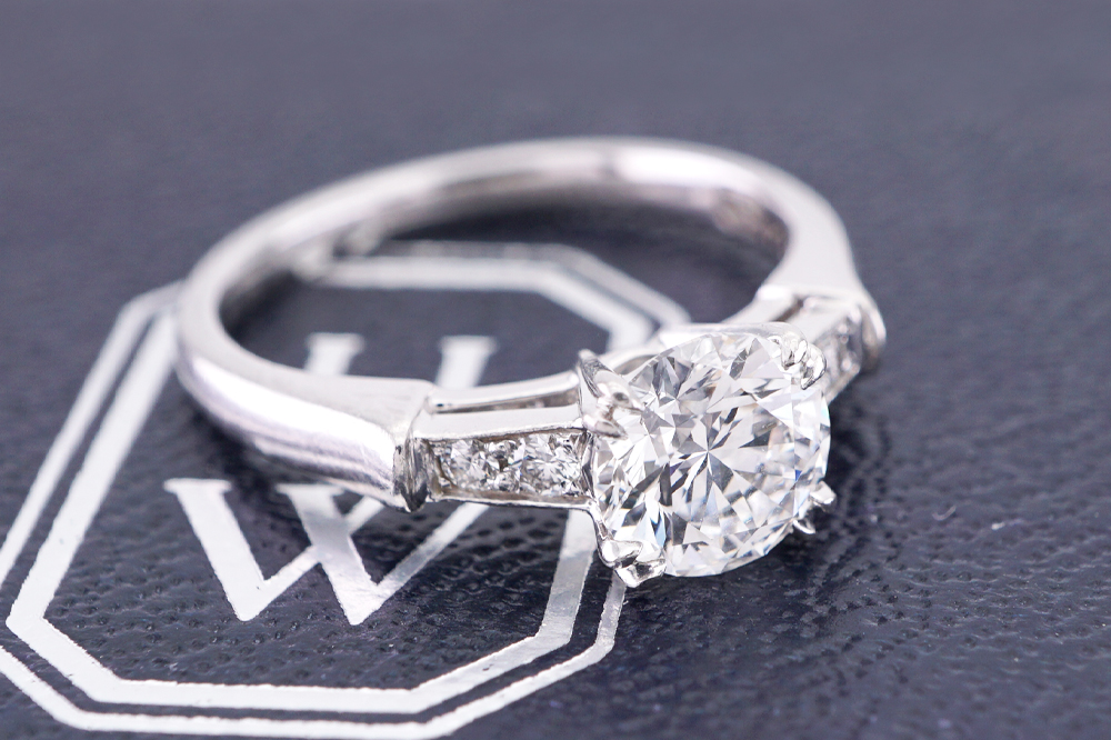 投稿記事「ハリーウィンストン トリスト ラウンドカット ダイヤリング を買取しました！」の商品画像