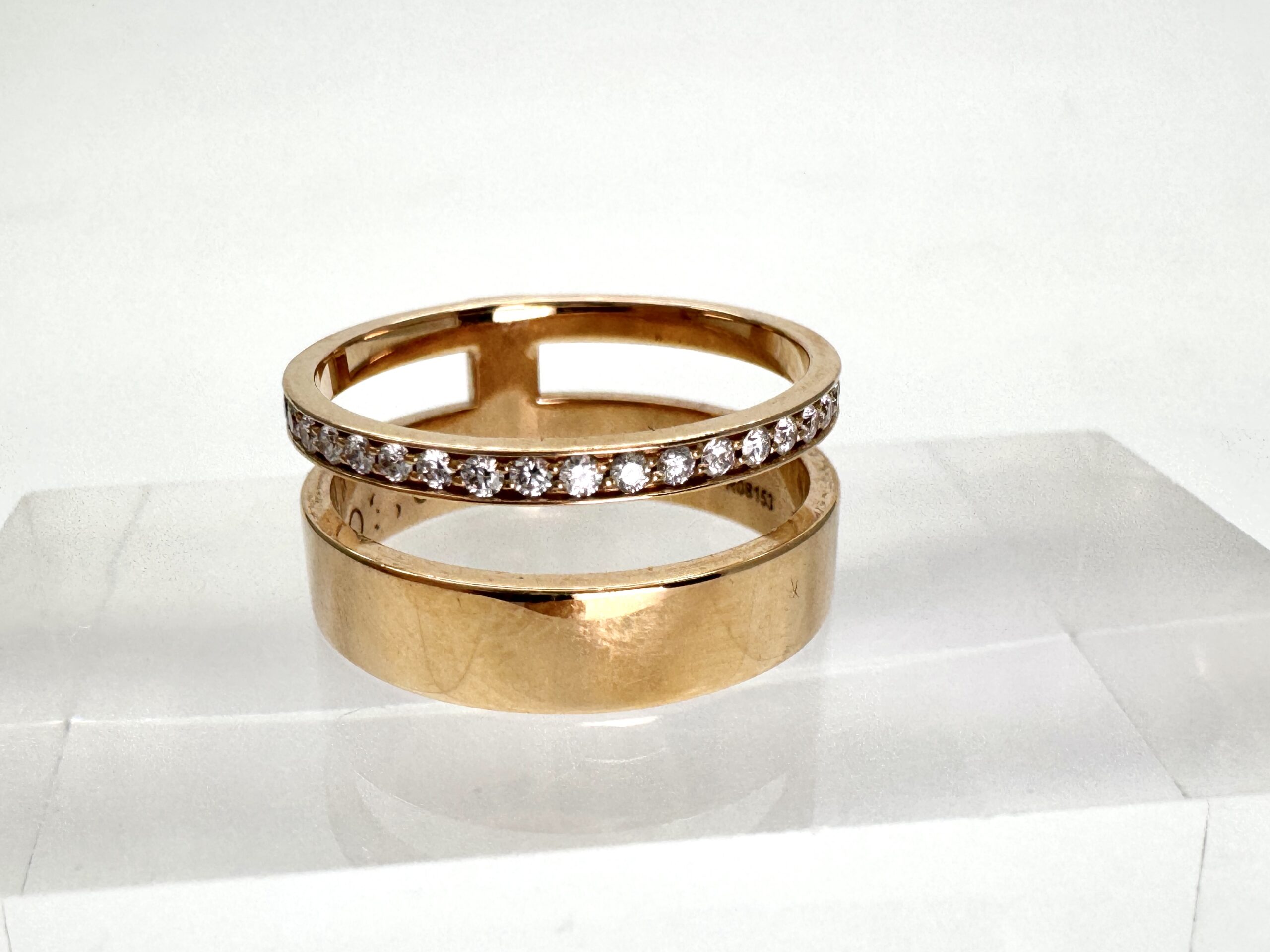 投稿記事「レポシ ベルベル 2連ダイヤリング を買取しました！」の商品画像