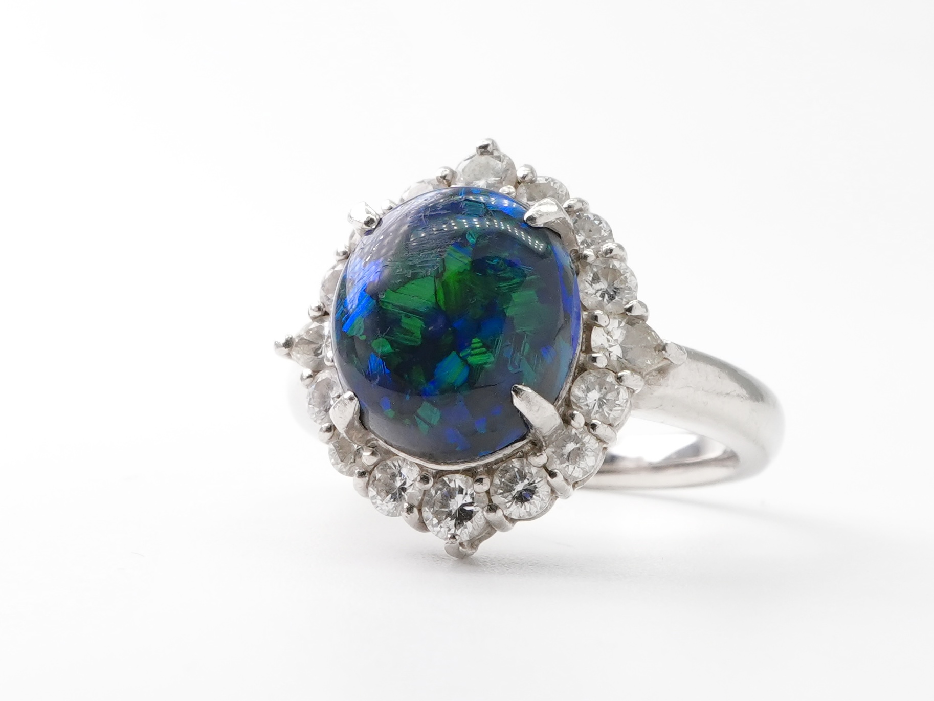 投稿記事「ブラックオパール ダイヤ リング　Pt900　4.33ct 0.78ctを買取しました！」の商品画像