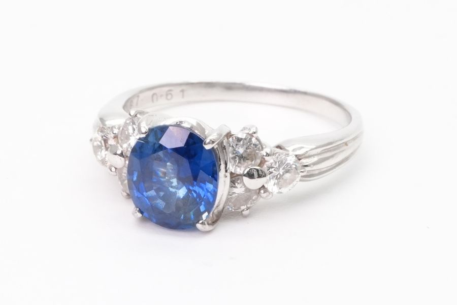 投稿記事「サファイア ダイヤ リング Pt･Pm900 1.87ct 0.61ctを買取しました！」の商品画像