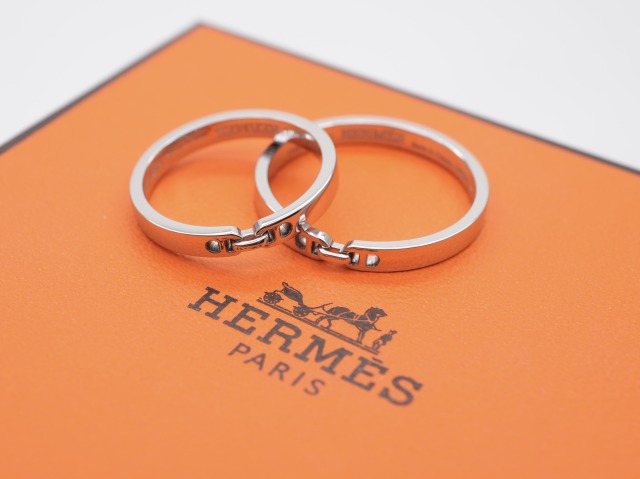 投稿記事「エルメス エヴァー シェーヌダンクル リング  ペアを買取しました！」の商品画像