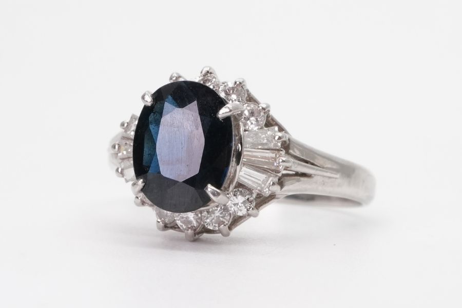 投稿記事「サファイアダイヤリング Pt850 1.53ct 0.41ctを買取しました！」の商品画像