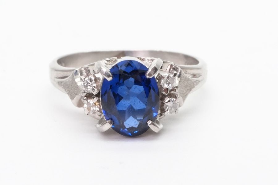 投稿記事「サファイア ダイヤリング Pt900 1.3ct 0.08ctを買取しました！」の商品画像