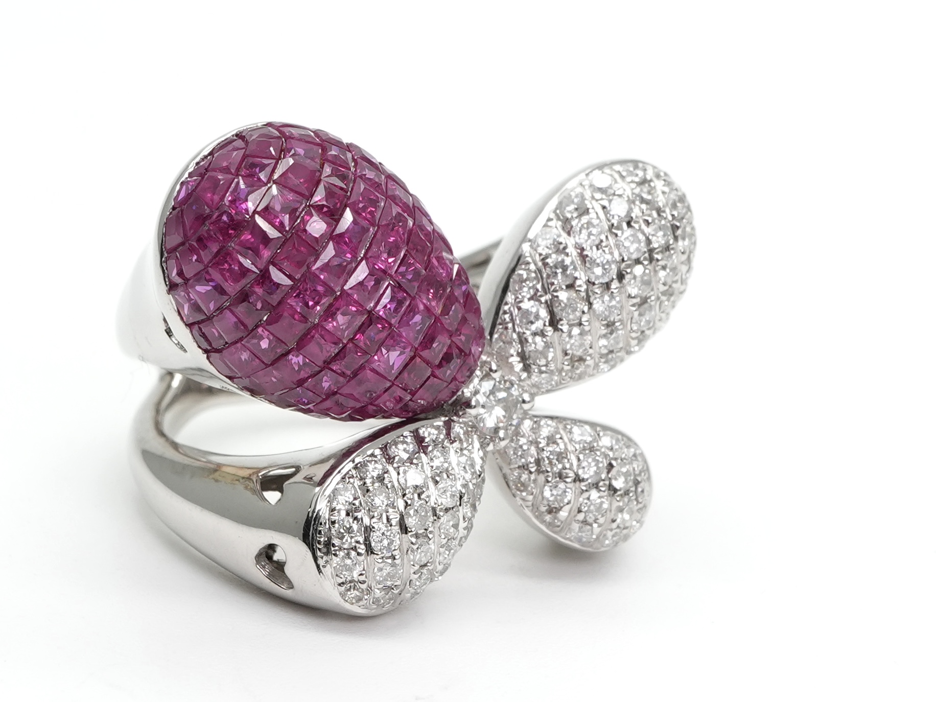 投稿記事「ルビー ダイヤ リング 750 2.95ct 1.25ctを買取しました！」の商品画像