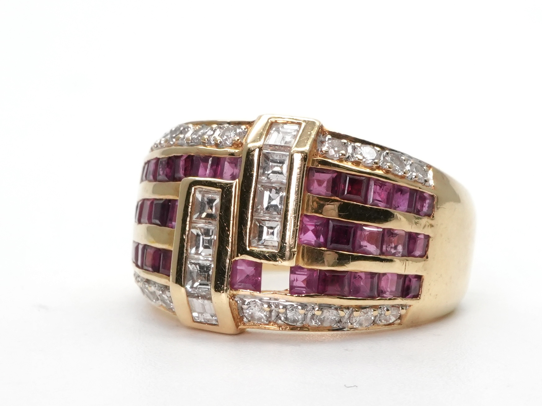 投稿記事「ルビー ダイヤ リング K18 R2.83 D0.96を買取しました！」の商品画像