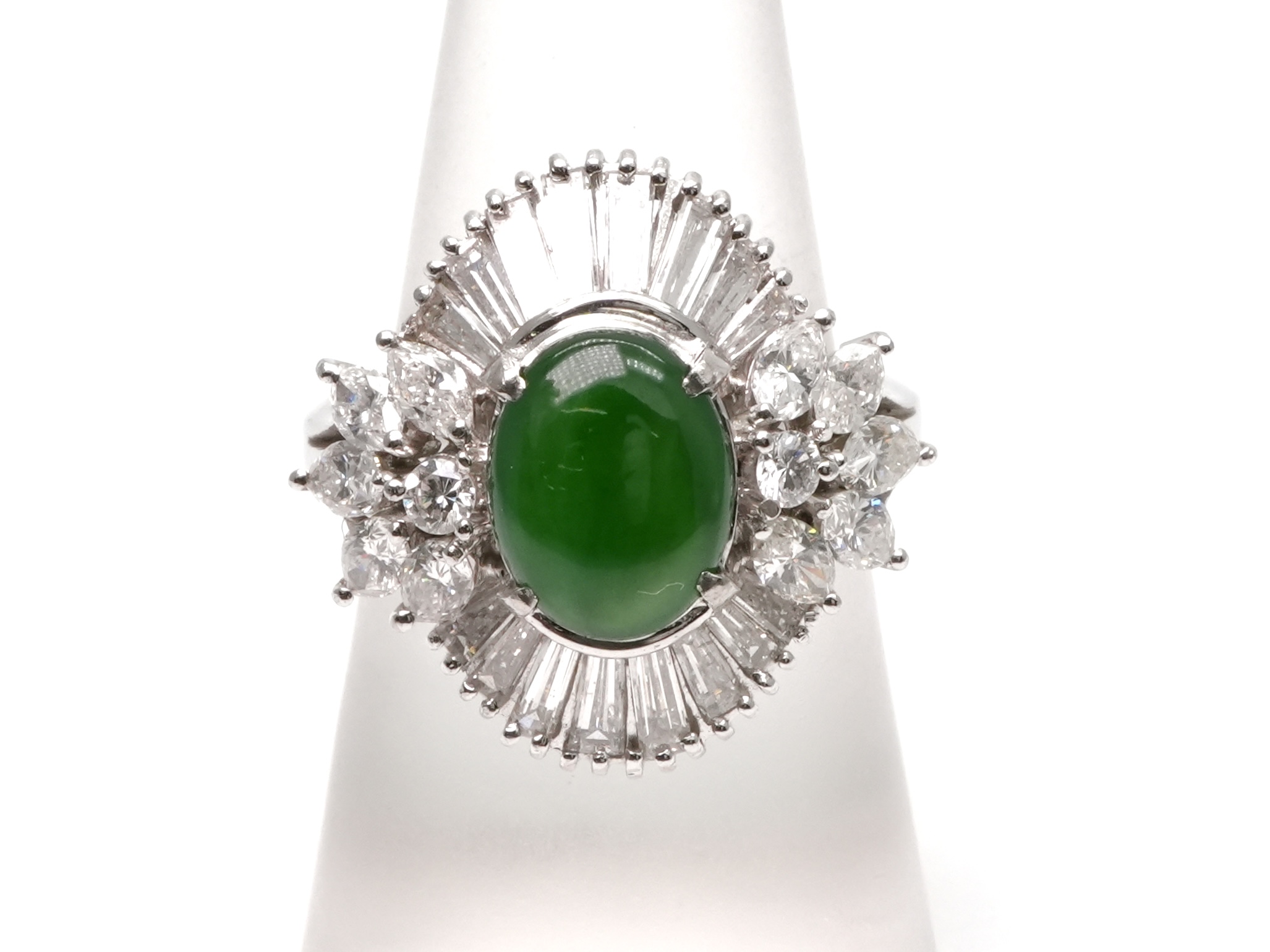 投稿記事「翡翠 ダイヤ リング Pt900を買取しました！」の商品画像