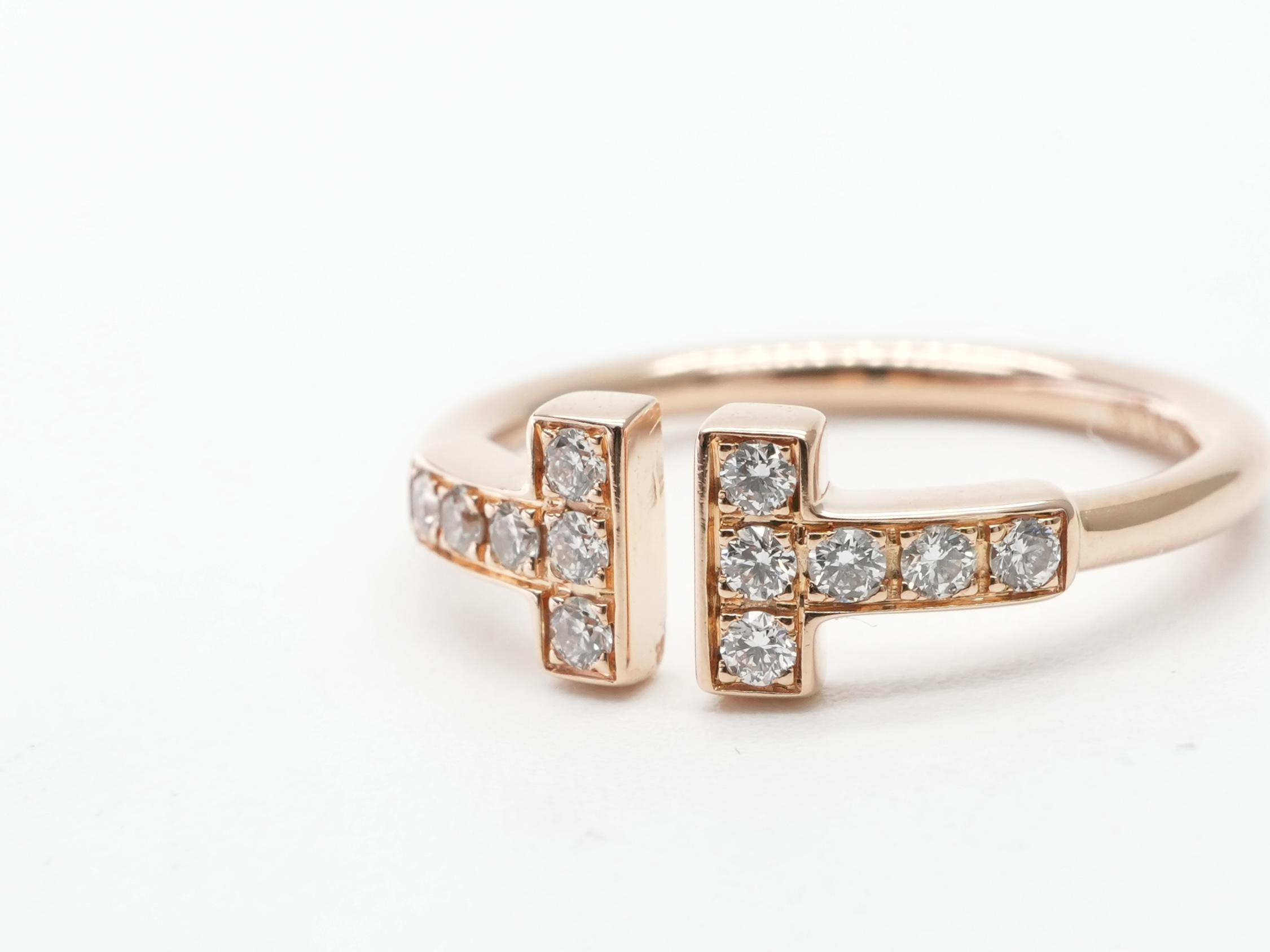 投稿記事「ティファニー Tワイヤー ダイヤリング を買取しました！」の商品画像