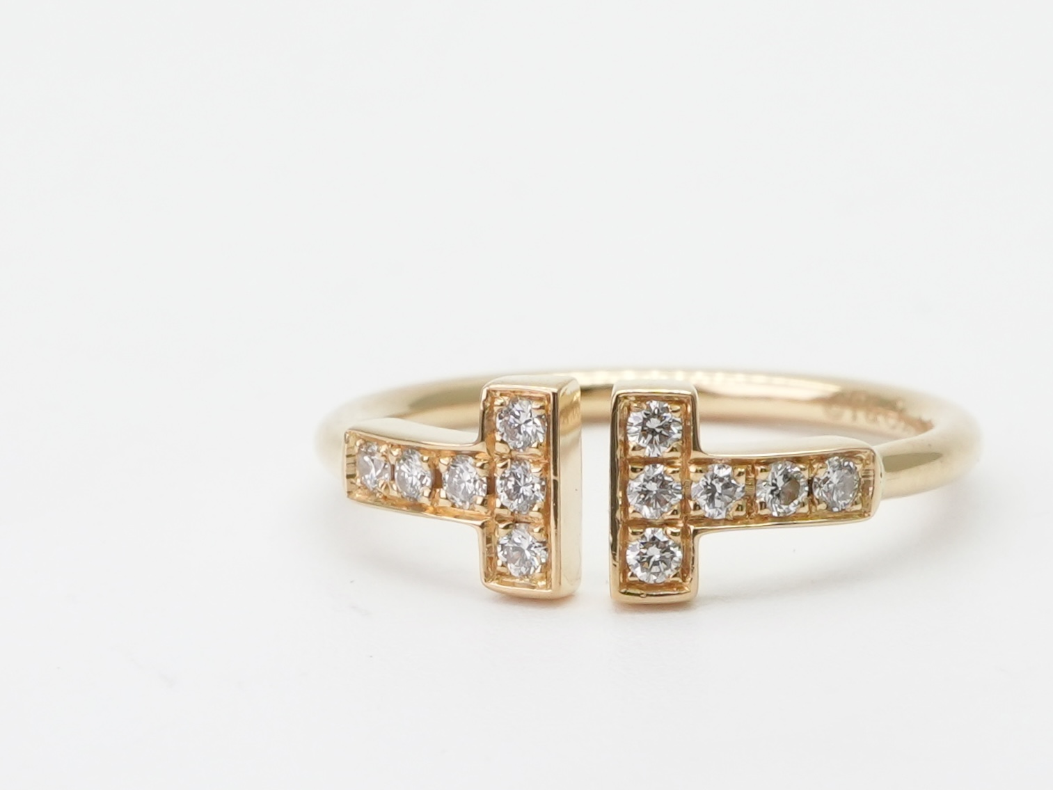 投稿記事「ティファニー Tワイヤー ダイヤ リング を買取しました！」の商品画像