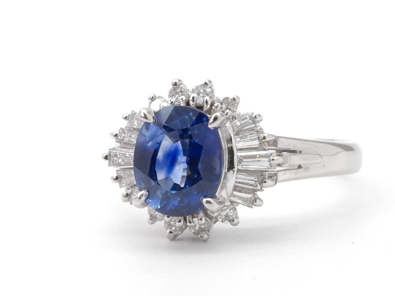 投稿記事「サファイア ダイヤリング Pt900 1.77ct 0.39ctを買取しました！」の商品画像