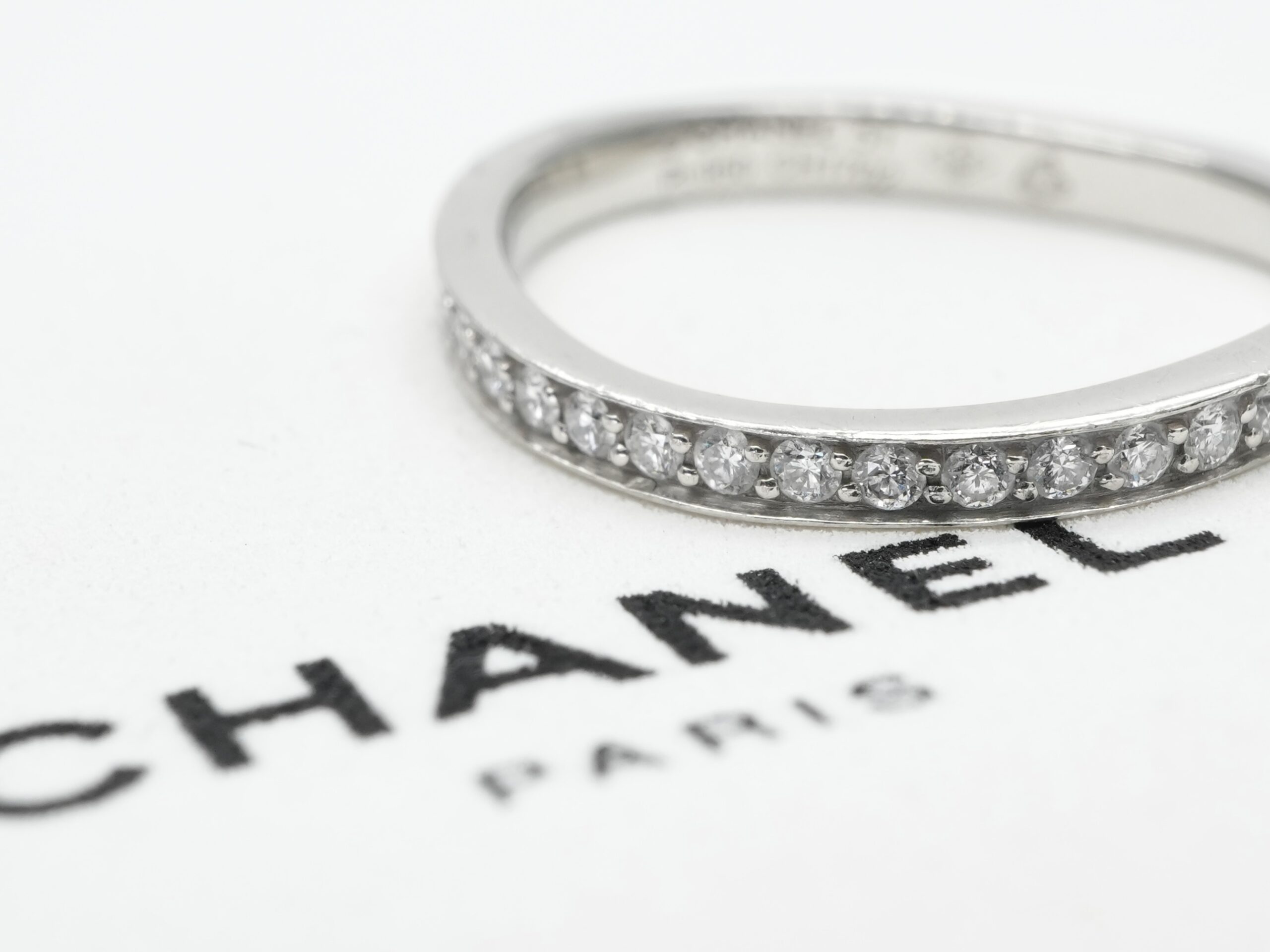 投稿記事「シャネル リュバンドゥシャネル フルエタニティ ダイヤリング を買取しました！」の商品画像