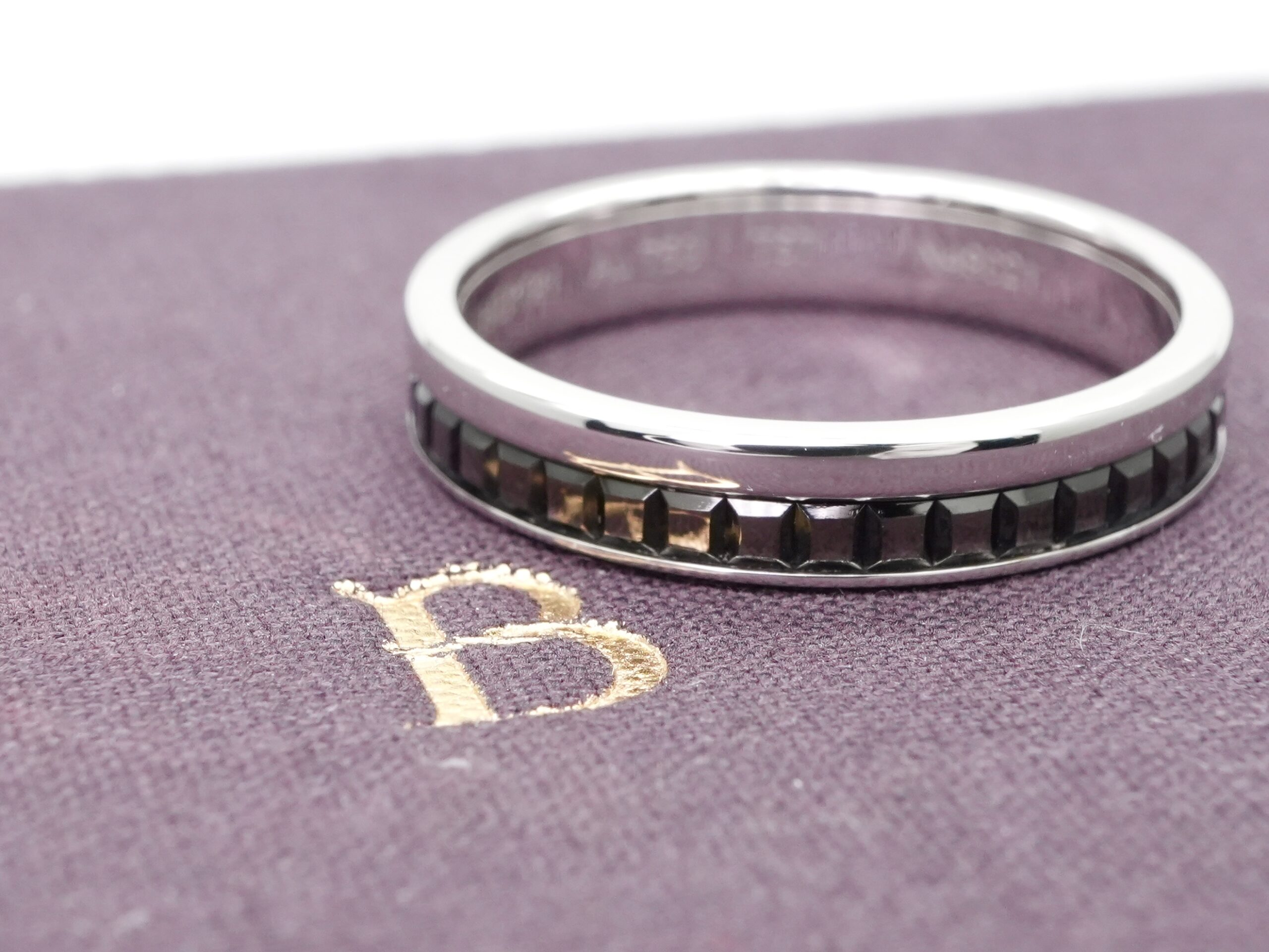 投稿記事「ブシュロン キャトル ブラック リング ハーフ を買取しました！」の商品画像