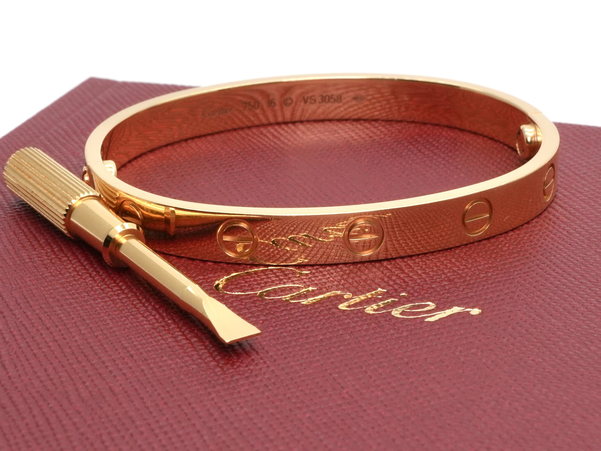 投稿記事「カルティエ ラブ ブレスレット を買取しました！」の商品画像
