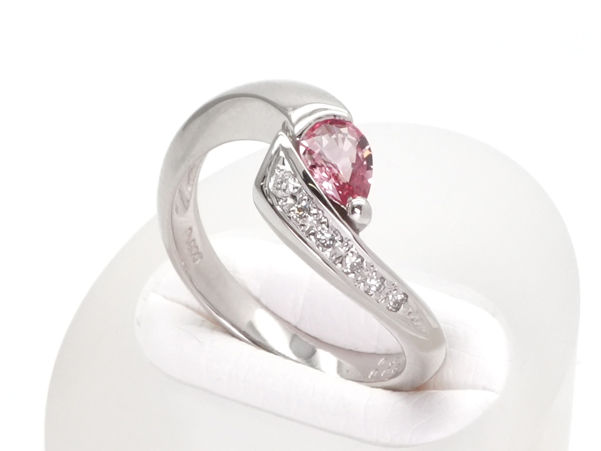 投稿記事「パパラチアサファイヤ ダイヤ リング Pt900を買取しました！」の商品画像