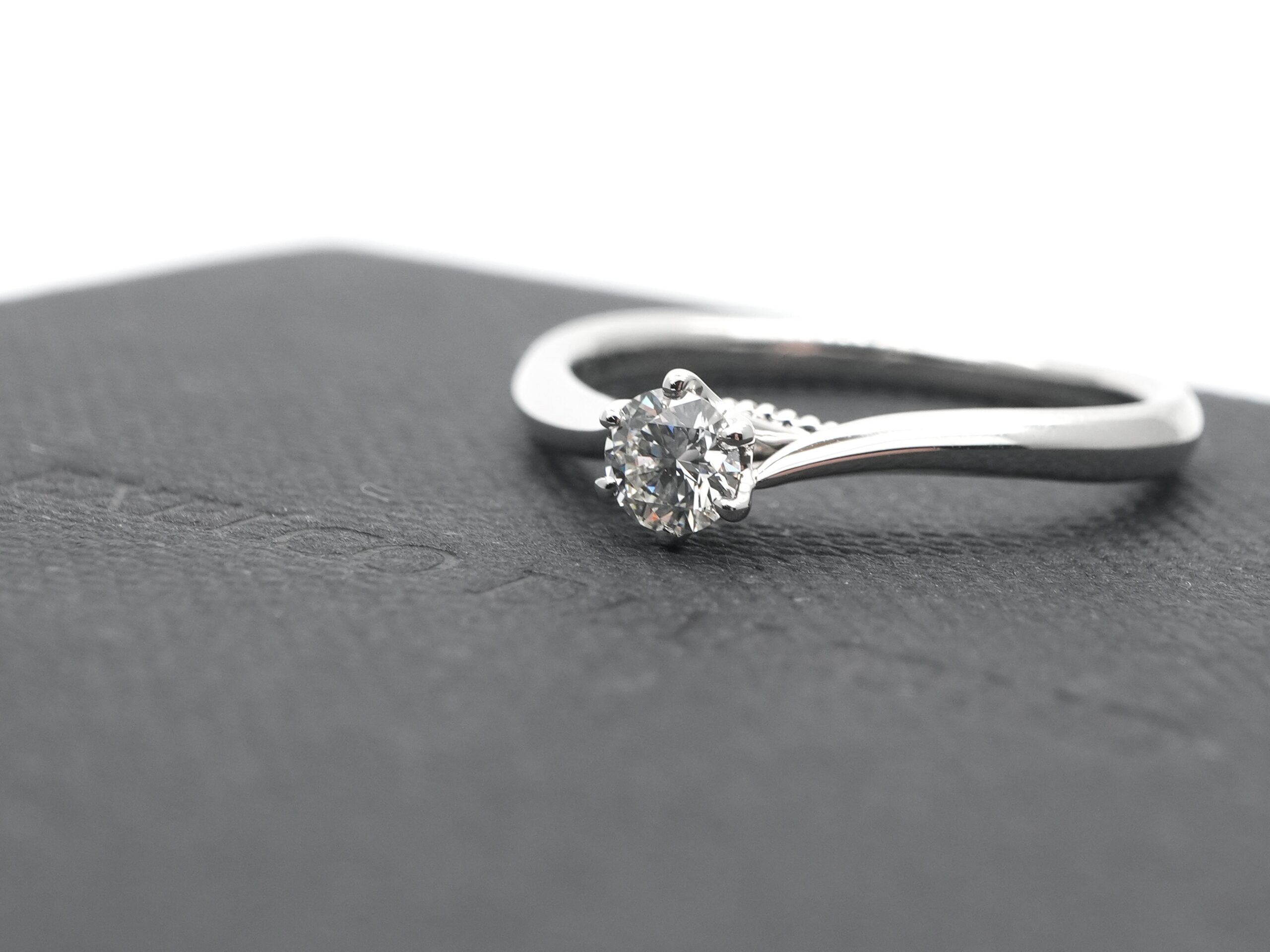 投稿記事「エクセルコダイヤモンド エンゲージリング ダイヤモンド 0.193ct Pt950を買取しました！」の商品画像