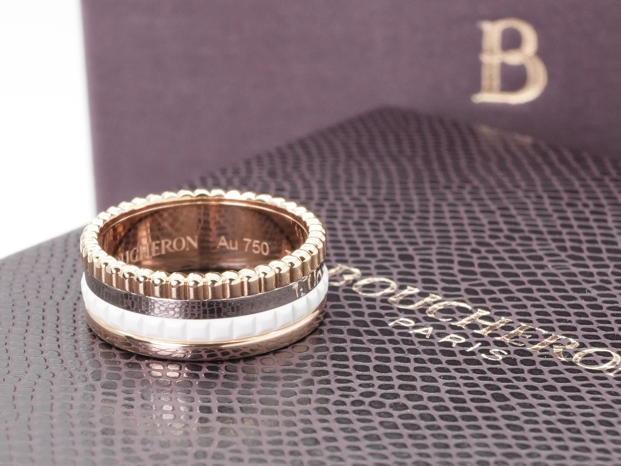 投稿記事「ブシュロン キャトル ホワイト リング スモールを買取しました！」の商品画像