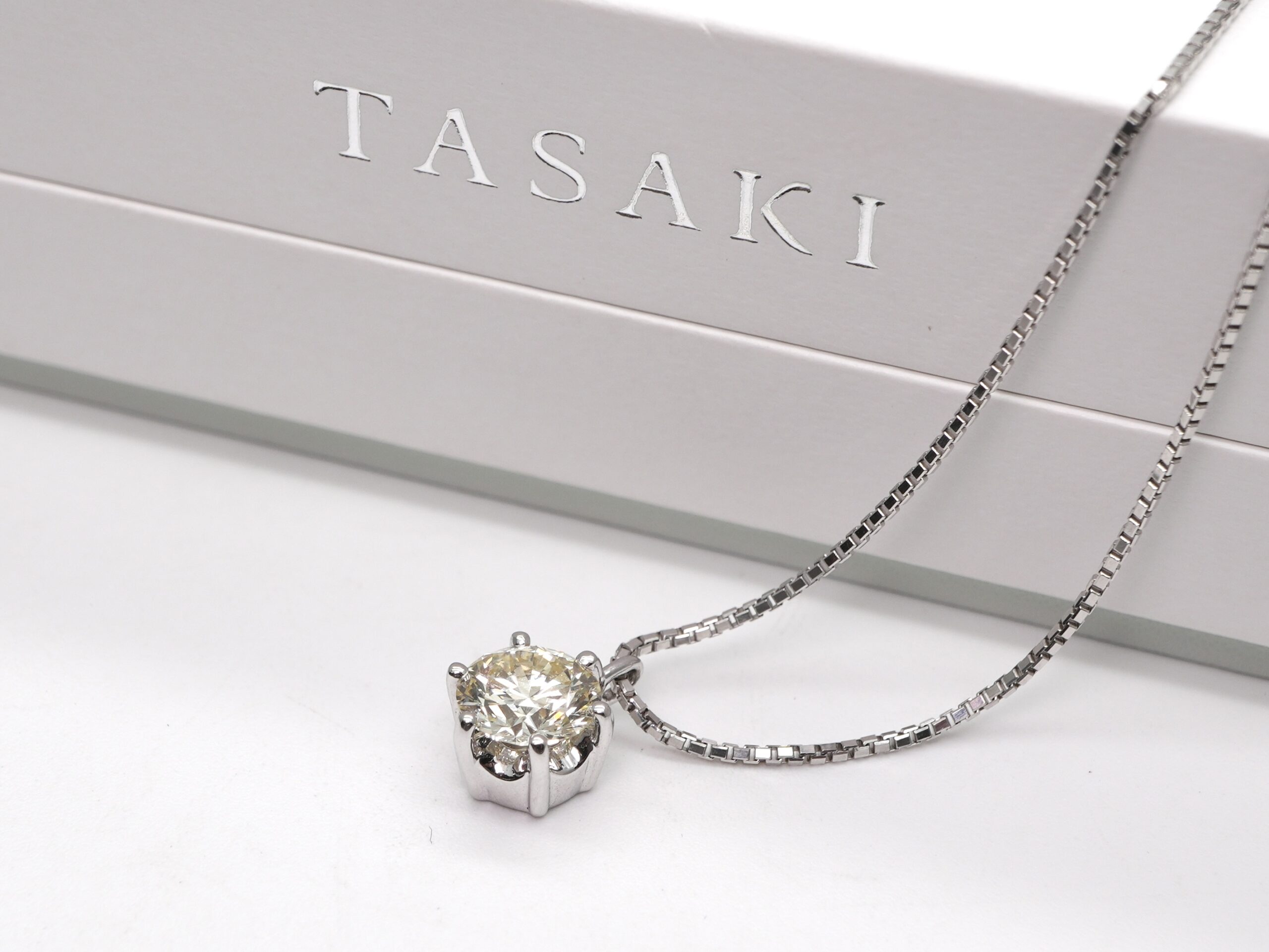 投稿記事「タサキ ダイヤ ネックレス K18WGを買取しました！」の商品画像