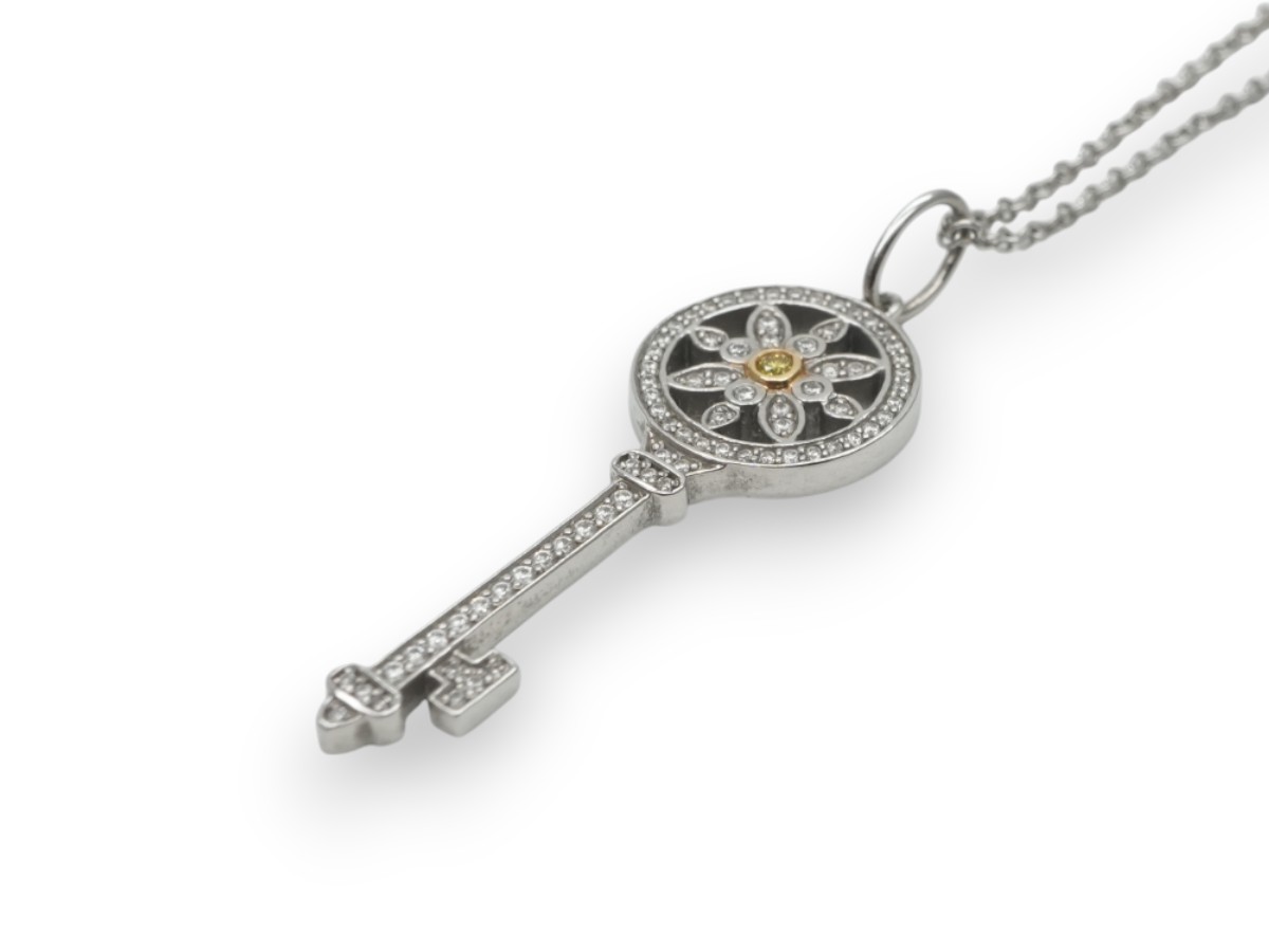 投稿記事「ティファニー キー ダイヤモンド ネックレス Pt950を買取しました！」の商品画像