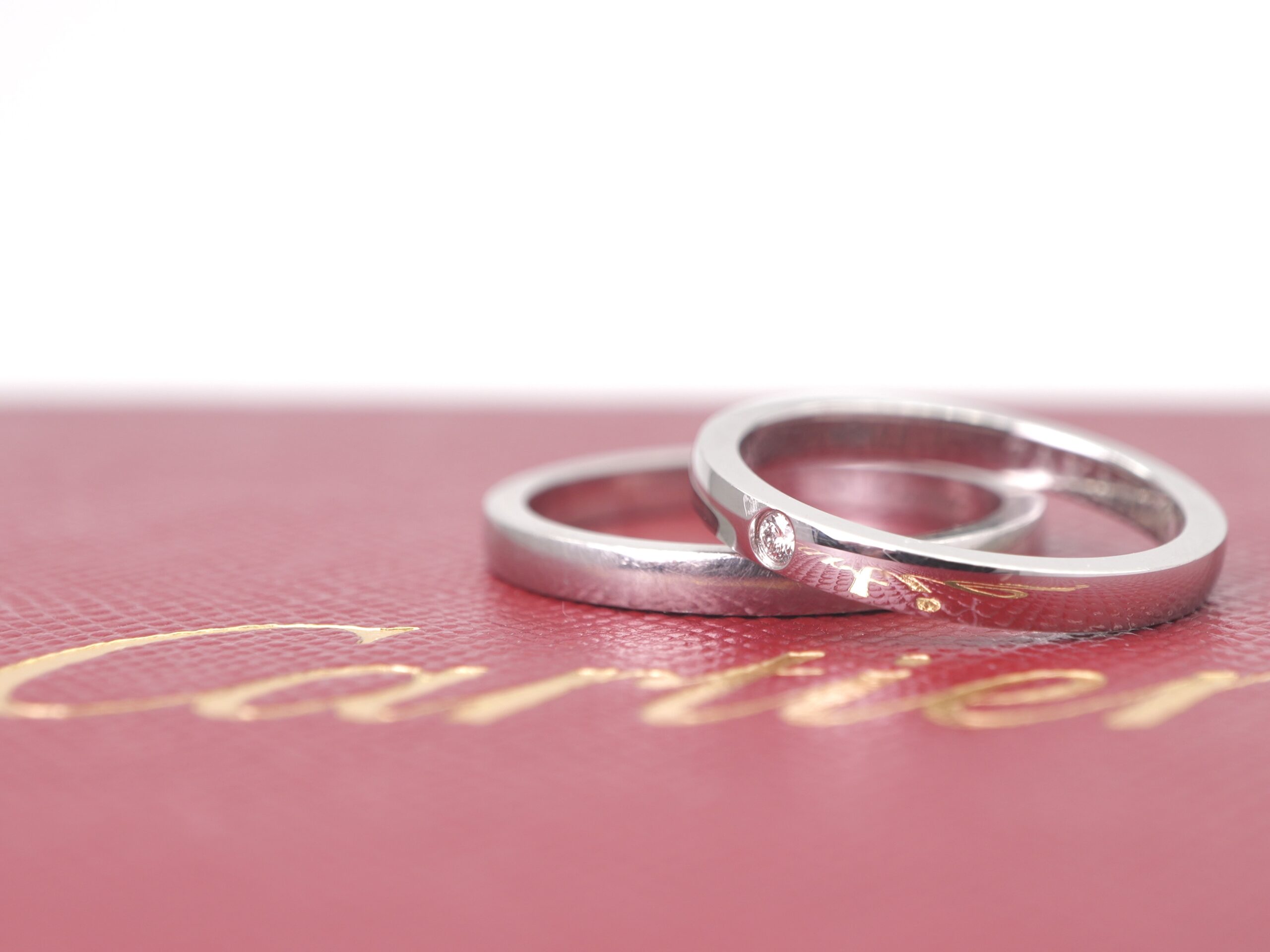 投稿記事「カルティエ バレリーナ ウェディング ペア リング プラチナ Pt950を買取しました！」の商品画像