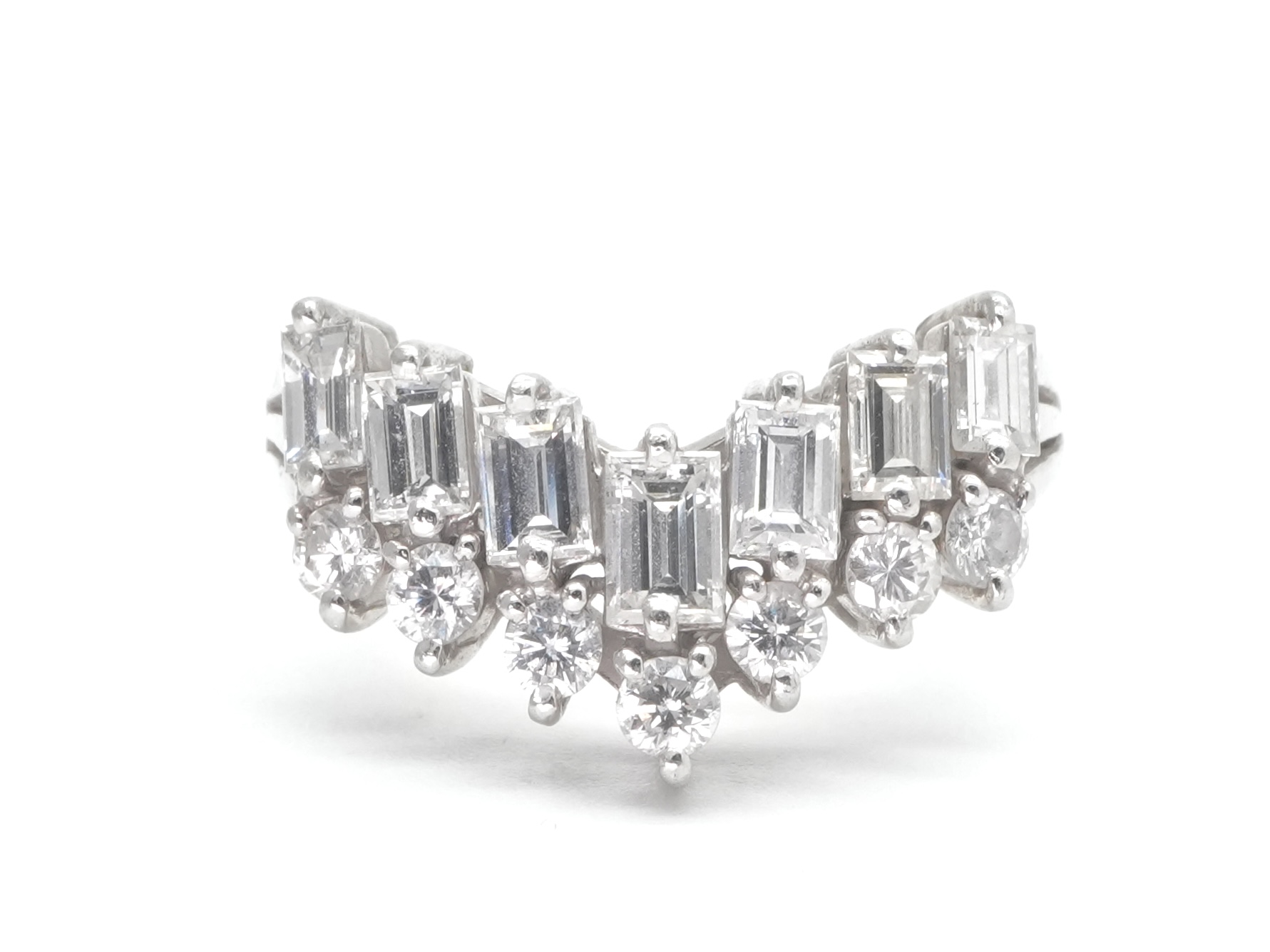 投稿記事「ダイヤモンド リング Pt900 2.01ctを買取しました！」の商品画像