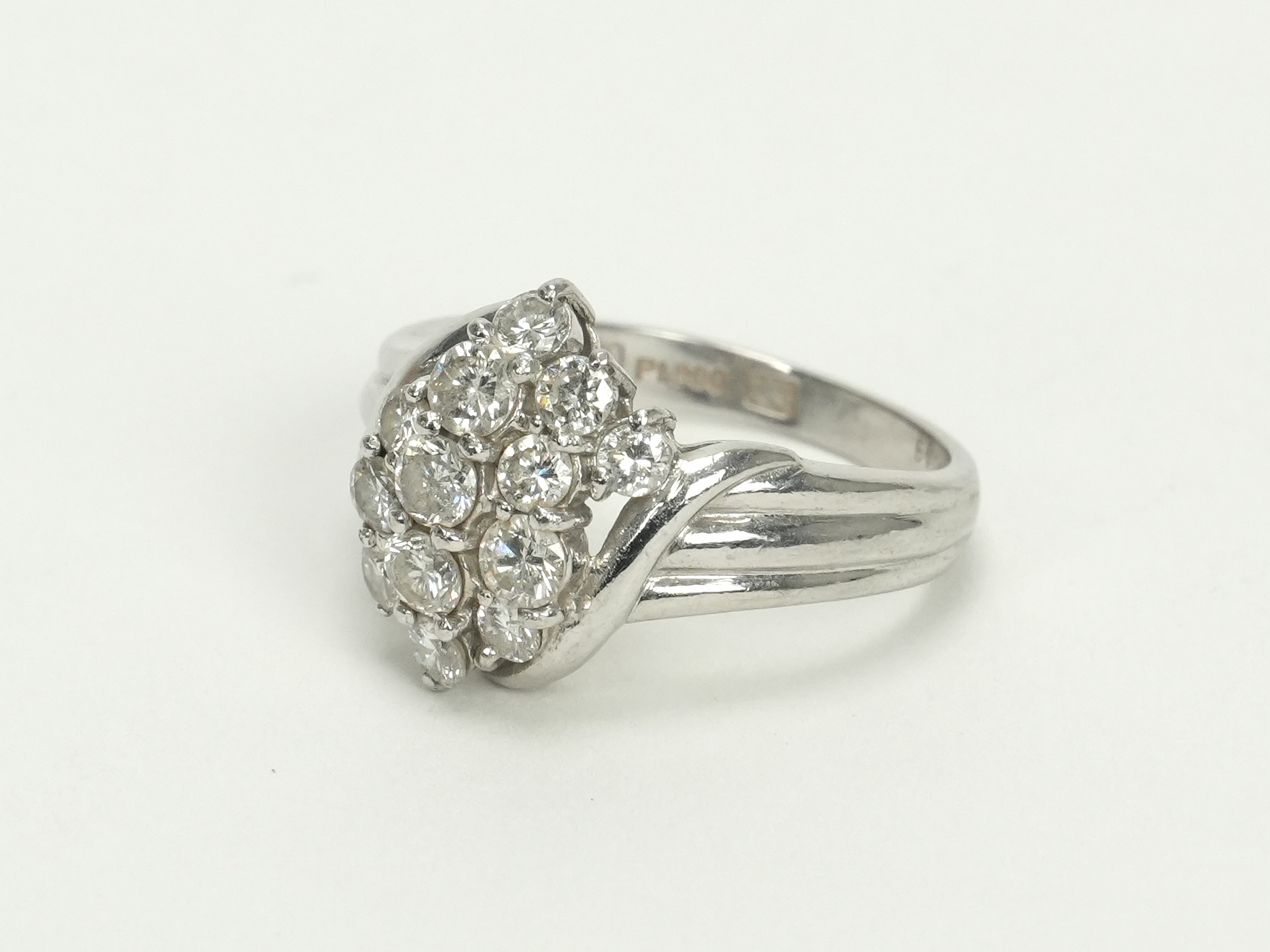 投稿記事「ダイヤモンド リング Pt900 1.00ct プラチナを買取しました！」の商品画像