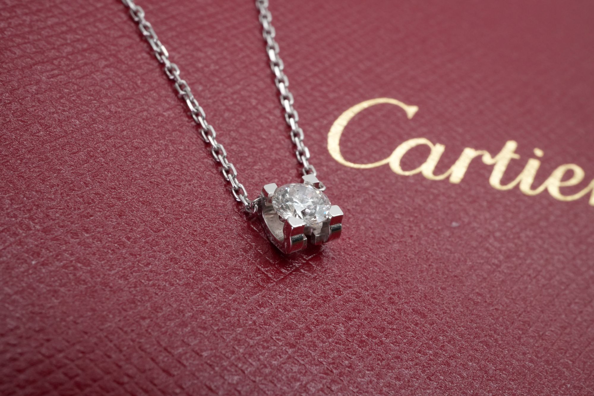 投稿記事「カルティエ C ドゥ カルティエ ダイヤモンド ネックレス 750WGを買取しました！」の商品画像