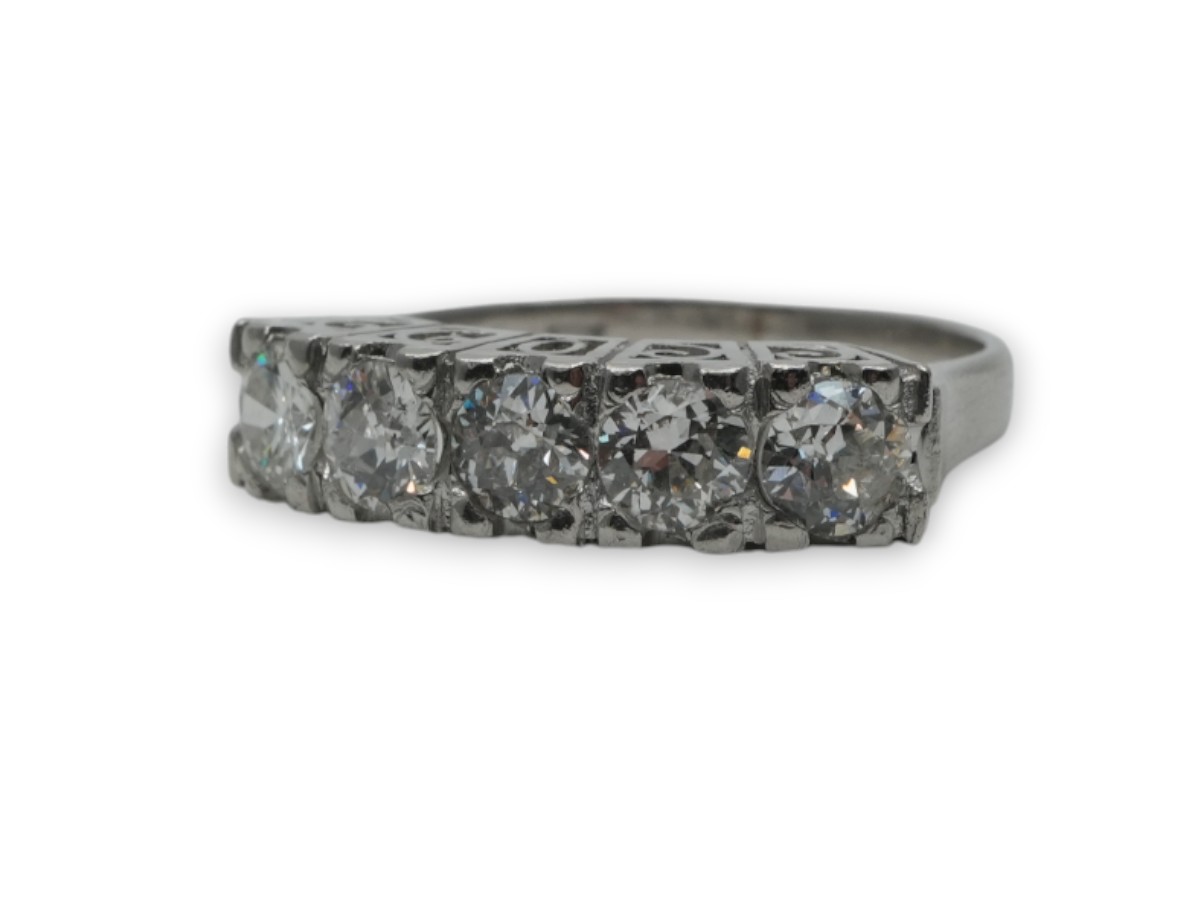 投稿記事「ダイヤ リング Pt900 1.16ctを買取しました！」の商品画像
